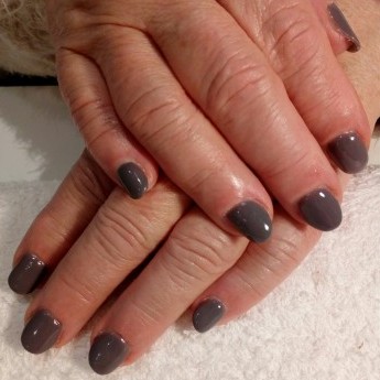 Gelnagels Taupe-Grey.jpg