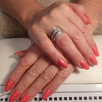 Gelnagels pearl coral.jpg