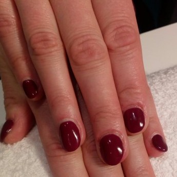 Gelnagels ruby red.jpg